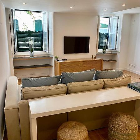 Bairro Alto Aloja Apartment Lisbon Luaran gambar