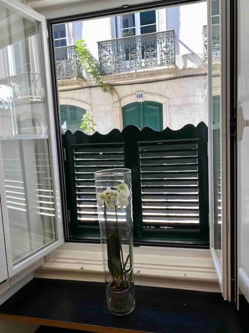 Bairro Alto Aloja Apartment Lisbon Luaran gambar